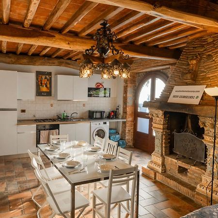 Vacation Home Tuscany Filettole 2 Luaran gambar